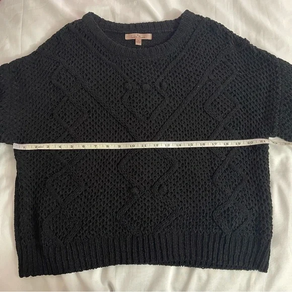 Black crew neck dropped shoulders ribbed trims knit sweater - Picture 4 of 9